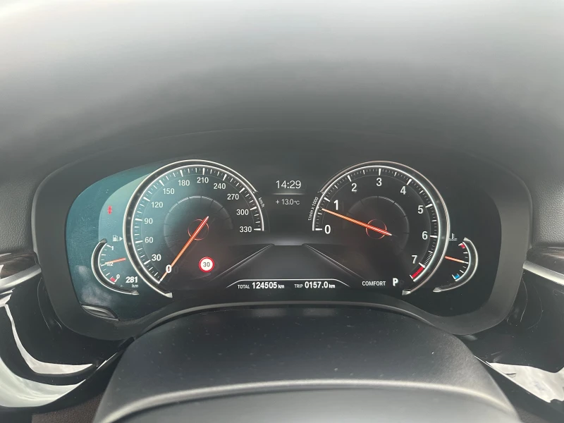 BMW 540 XDRIVE, снимка 17 - Автомобили и джипове - 52889647