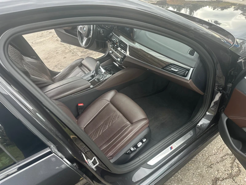 BMW 540 XDRIVE, снимка 11 - Автомобили и джипове - 52889647