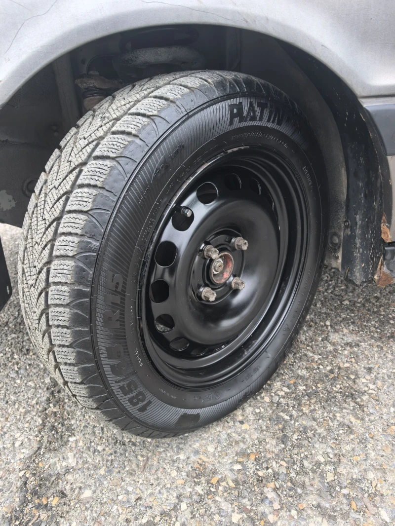 Audi 80 1.8S 88hp, снимка 11 - Автомобили и джипове - 53211794