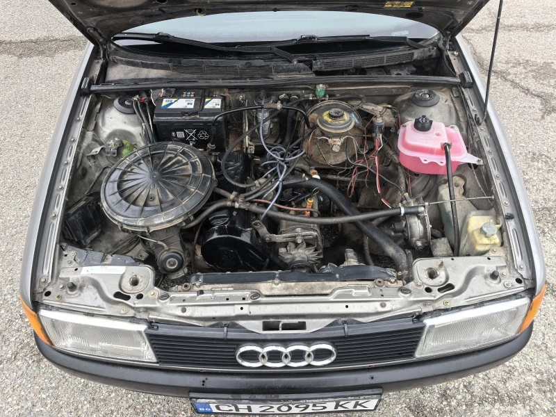 Audi 80 1.8S 88hp, снимка 9 - Автомобили и джипове - 53211794