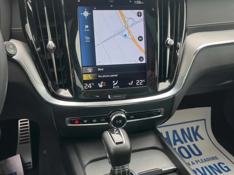 Volvo V60 R Design * CARFAX * ПАНОРАМА* ПОДГРЕВ* НАВИ , снимка 9 - Автомобили и джипове - 53434856