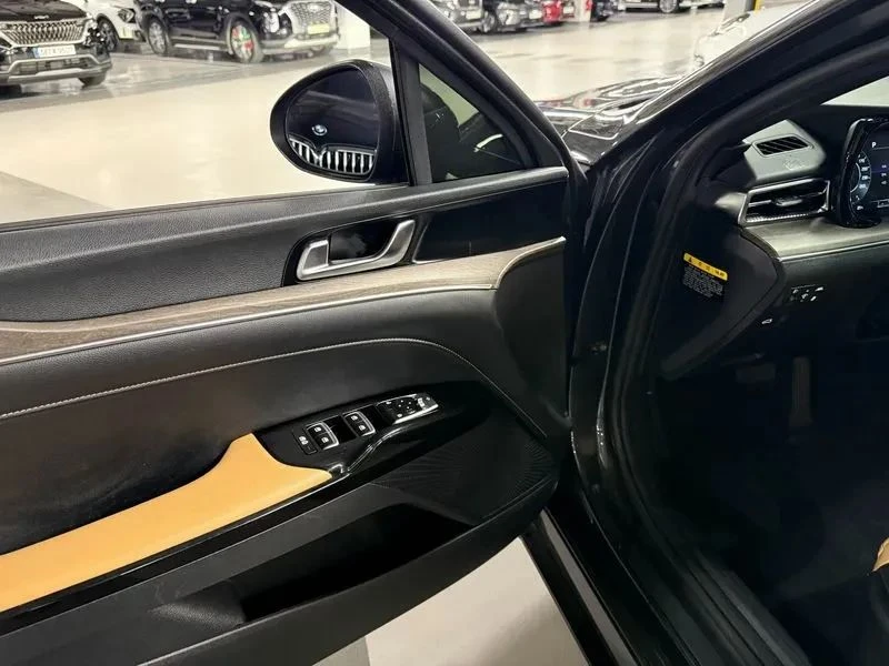 Kia K5, снимка 11 - Автомобили и джипове - 56740219