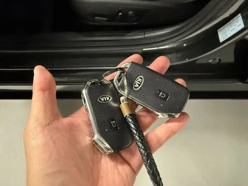 Kia K5, снимка 17 - Автомобили и джипове - 56740219
