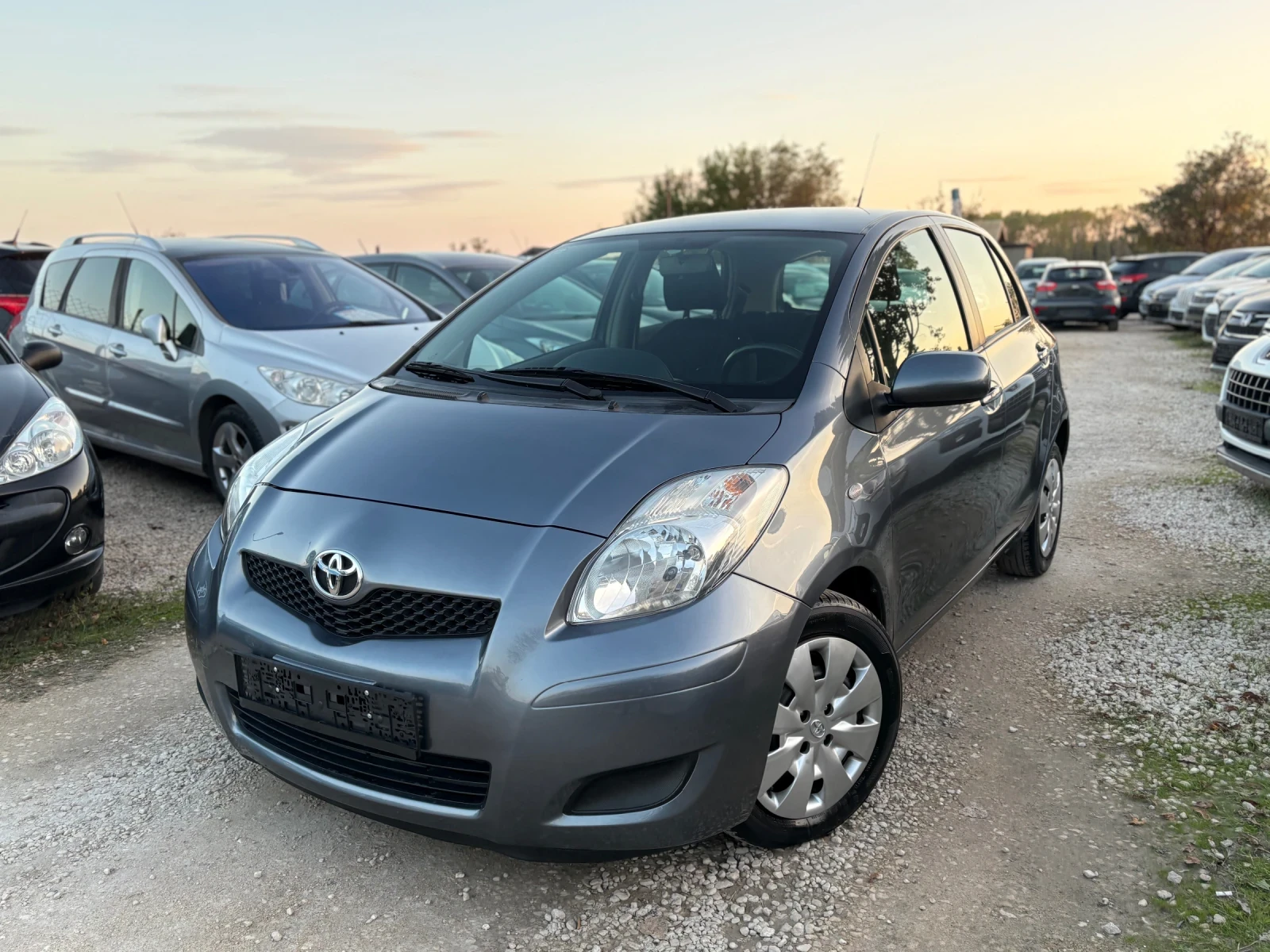 Toyota Yaris 1.4 D4D FACELIFT, снимка 1