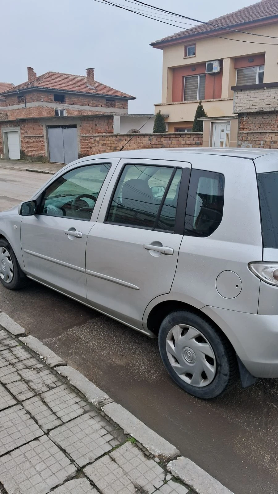 Mazda 2 1.4 HD - изображение 2