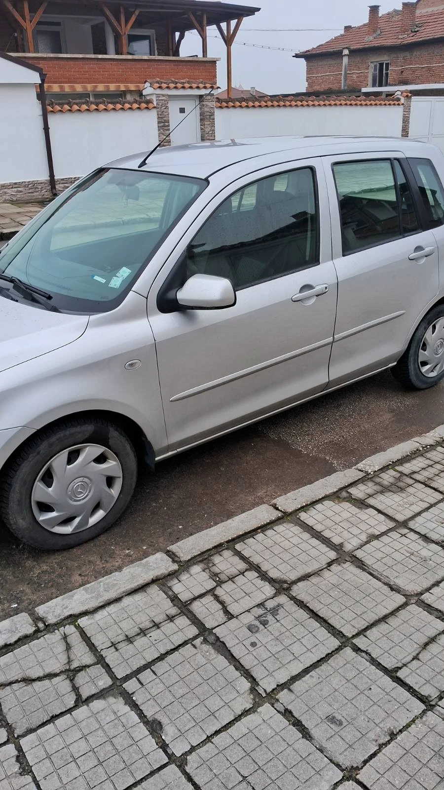 Mazda 2 1.4 HD - изображение 3