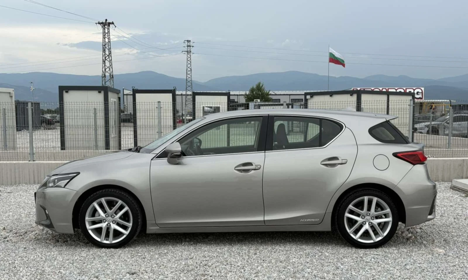 Lexus CT 200h Евро6С 90.000км - изображение 6
