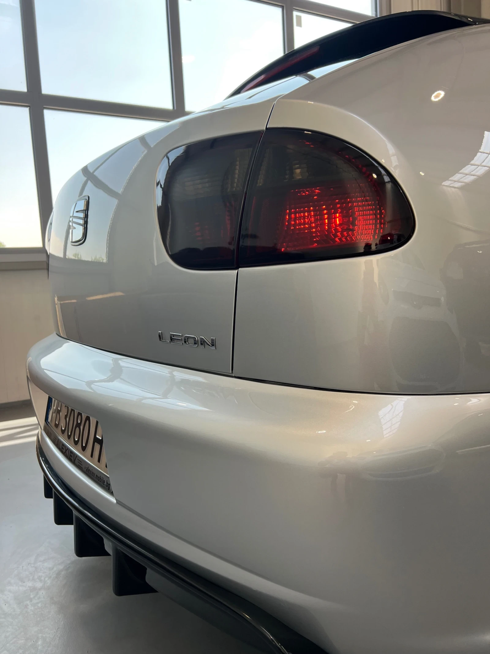 Seat Leon 1.9TDI FR - изображение 3