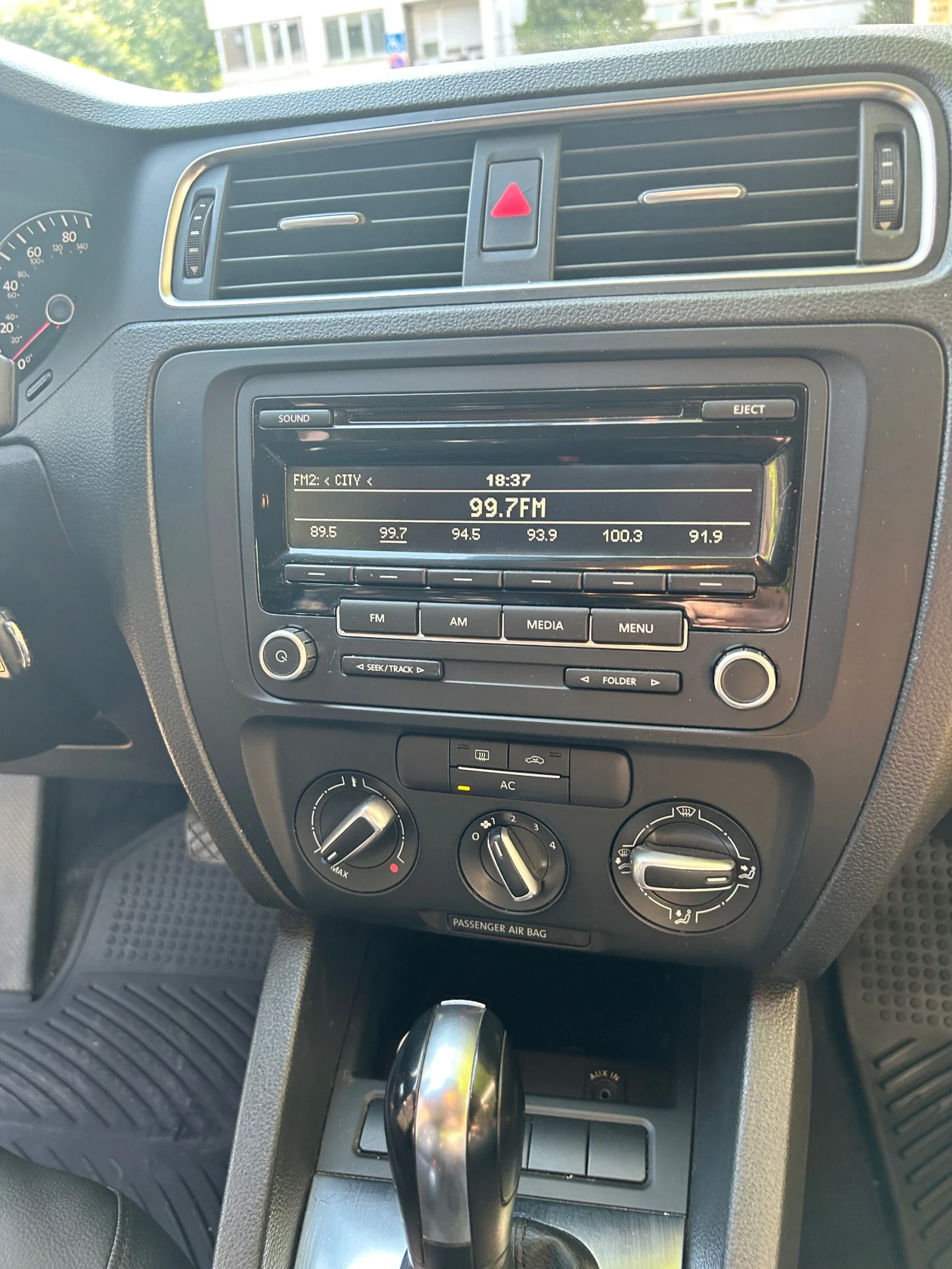 VW Jetta 2.5 SE - изображение 2