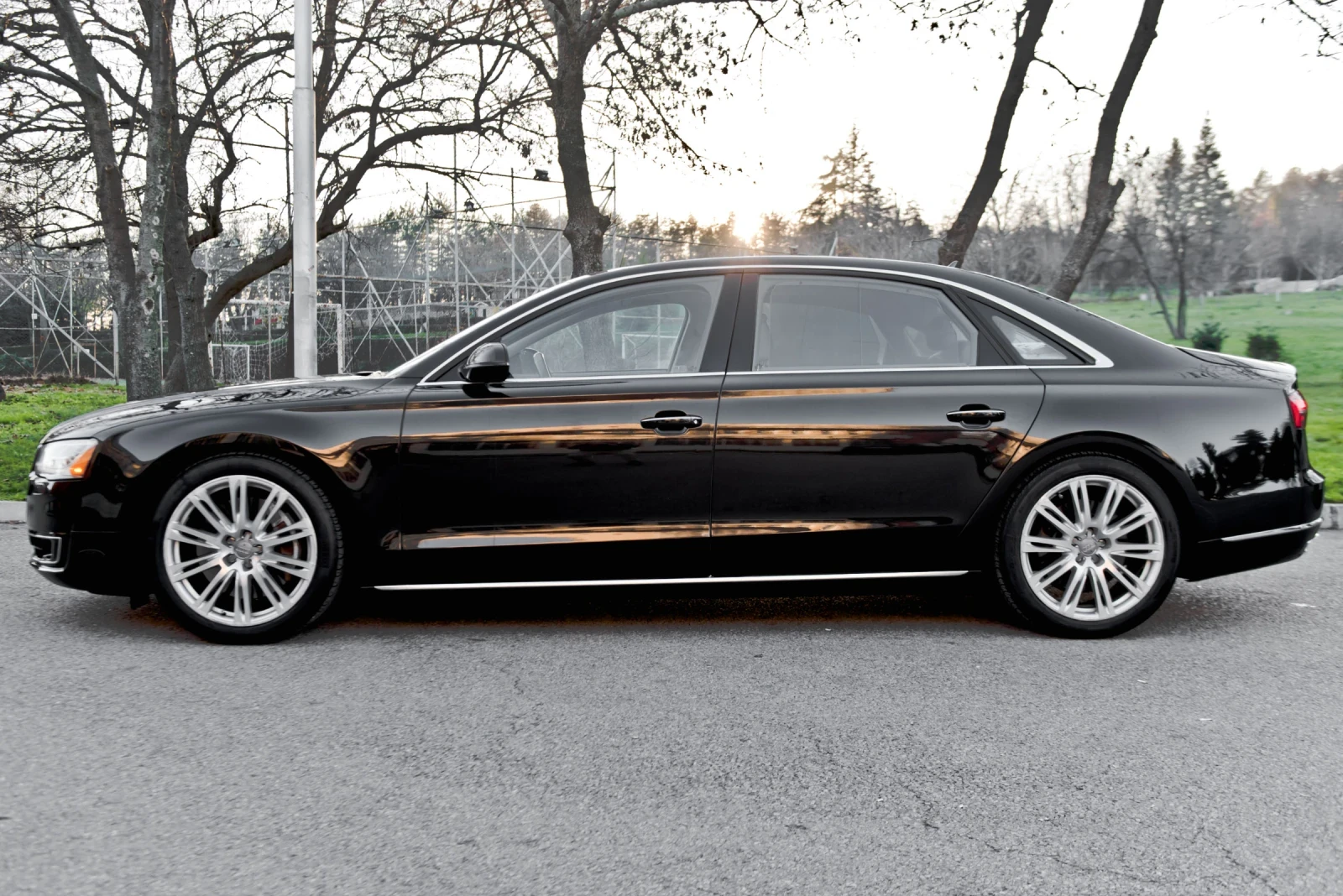 Audi A8 MATRIX LONG  - изображение 2