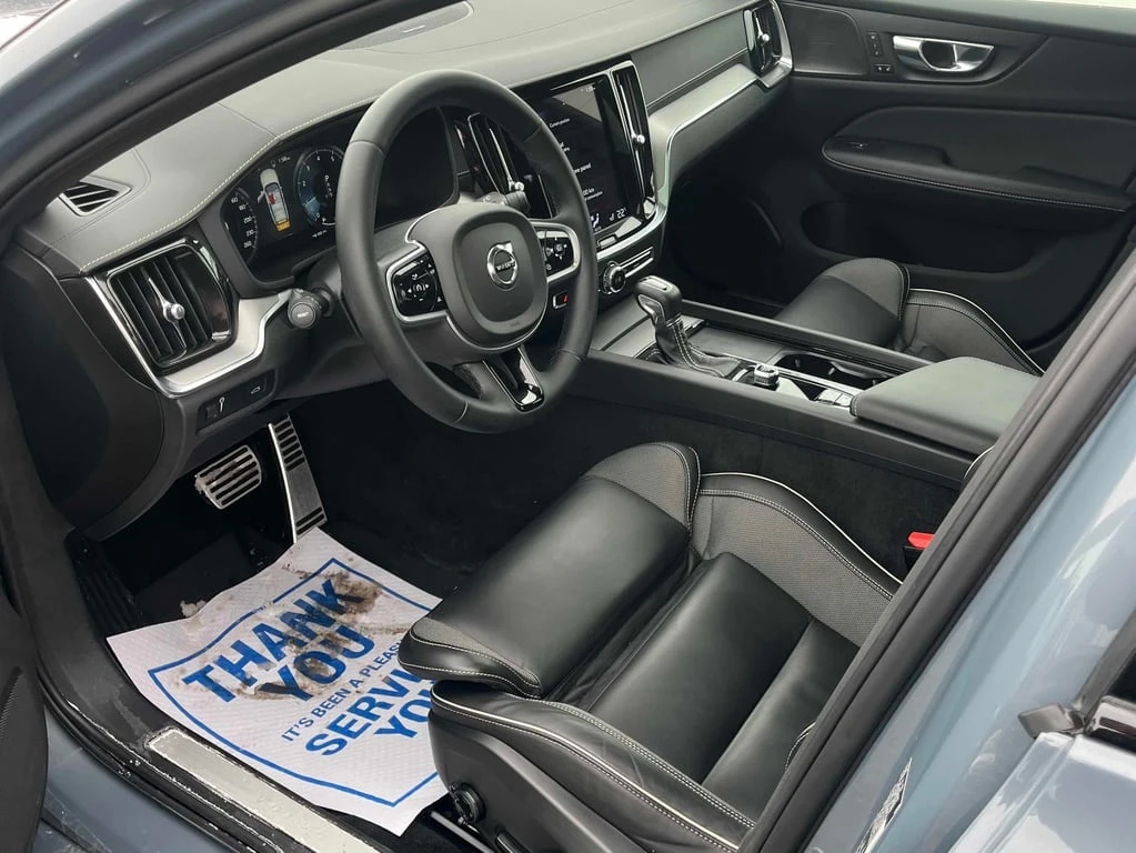 Volvo V60 R Design * CARFAX * ПАНОРАМА* ПОДГРЕВ* НАВИ  - изображение 5