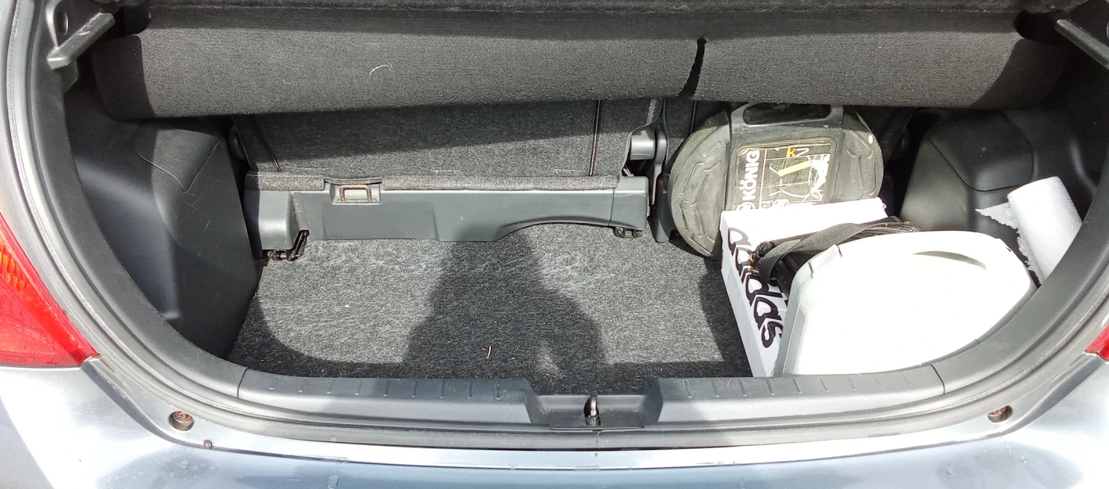 Toyota Yaris Toyota Yaris 1;3 VVTI, снимка 12 - Автомобили и джипове - 53851127