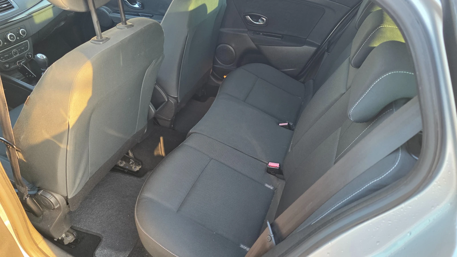 Renault Megane 1.5dci, снимка 5 - Автомобили и джипове - 53880617