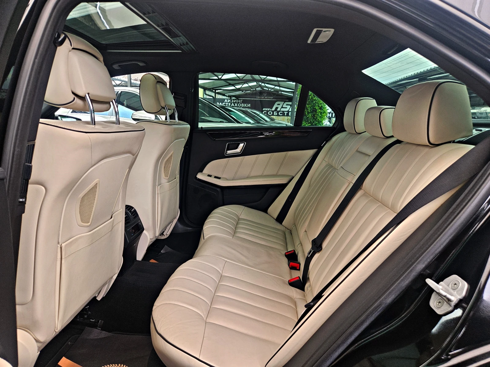 Mercedes-Benz E 400 AMG/GERMANY/DISTR/HARMAN/KARDON/ПОДГРЕВ/ОБДУХ/LIZI, снимка 16 - Автомобили и джипове - 53914393