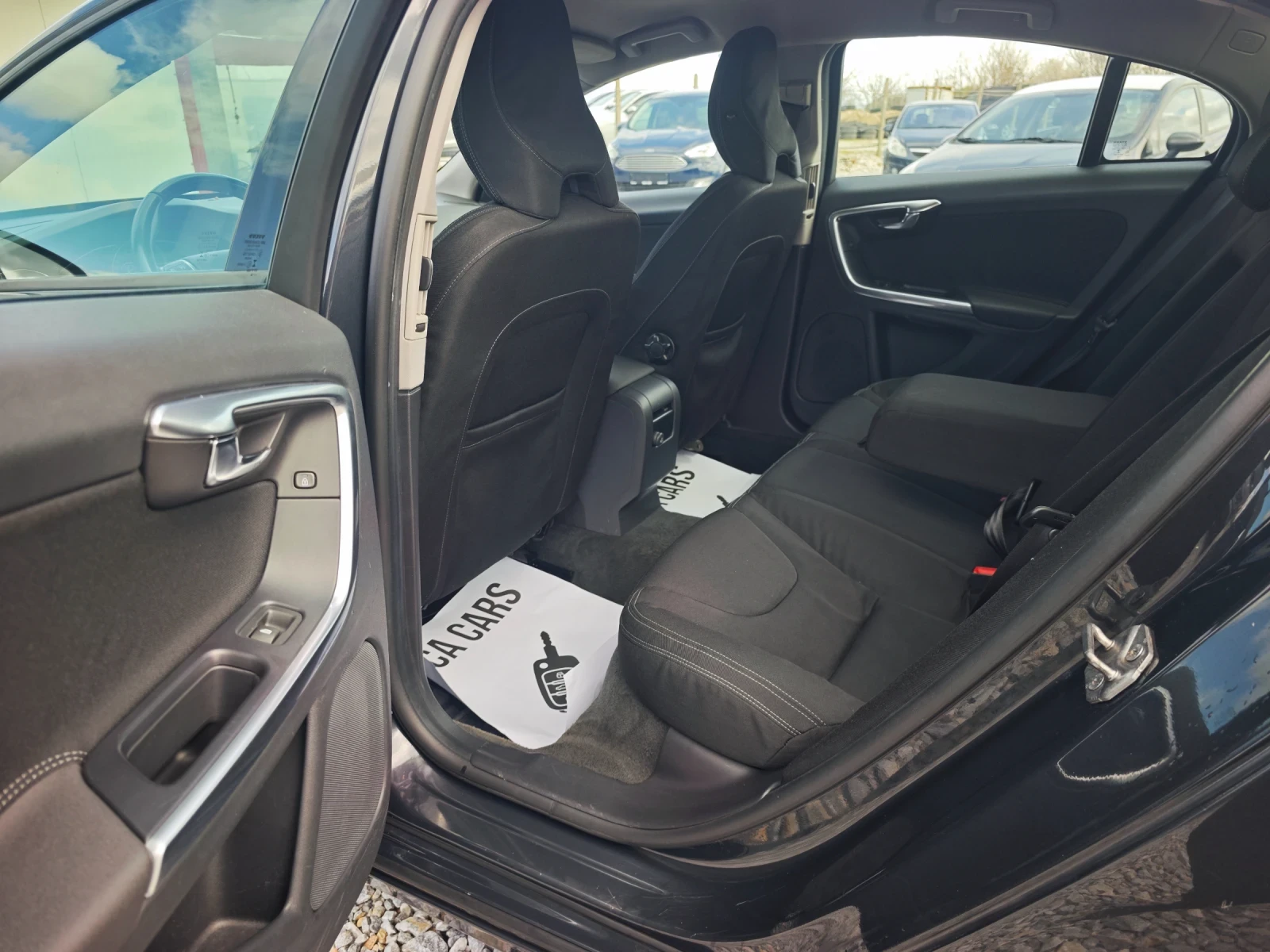 Volvo S60 2.0D feis, снимка 10 - Автомобили и джипове - 54087215