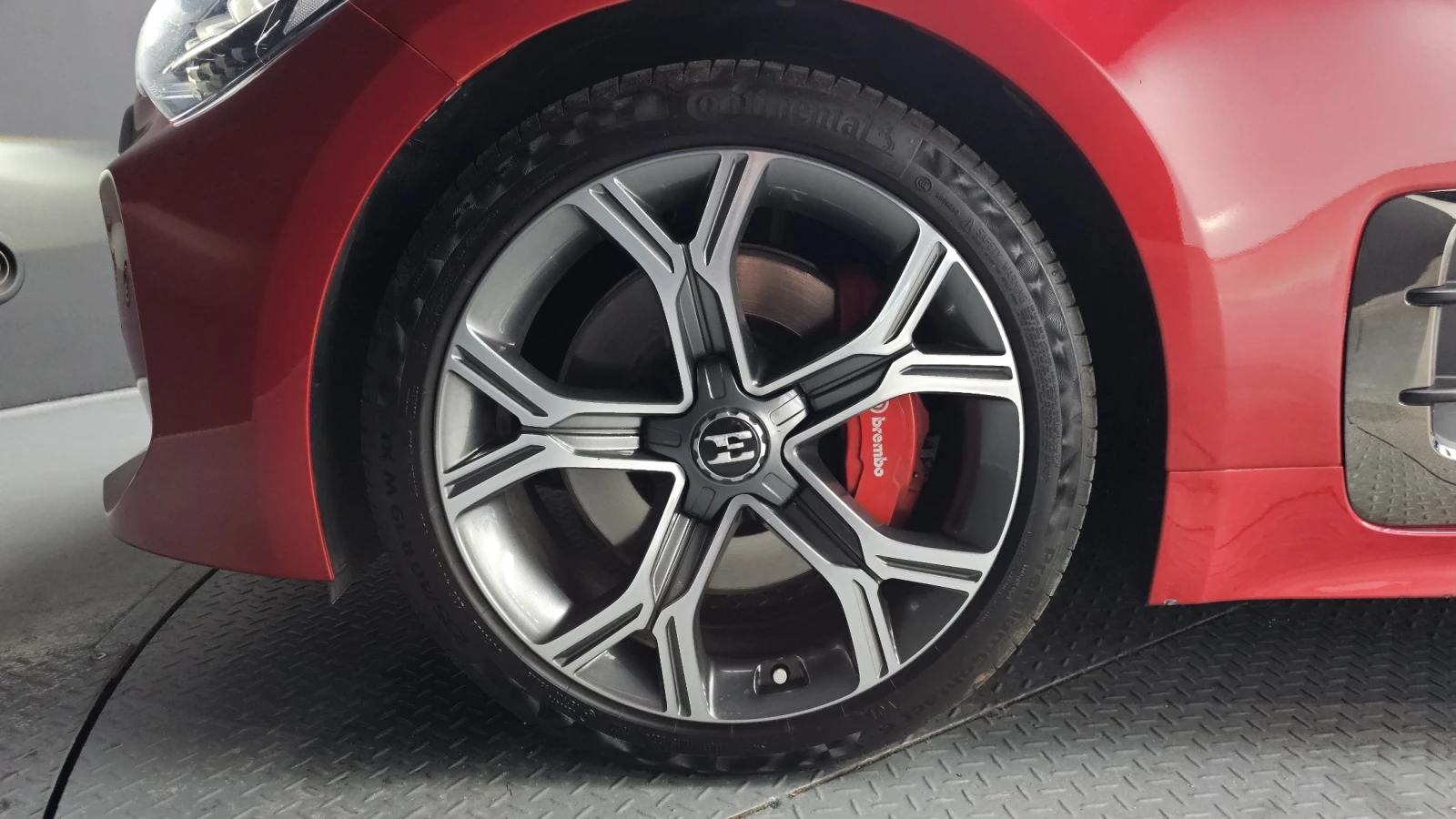 Kia Stinger 3.3T AWD GT autogeorge.com | Mobile.bg � ����������� 5
