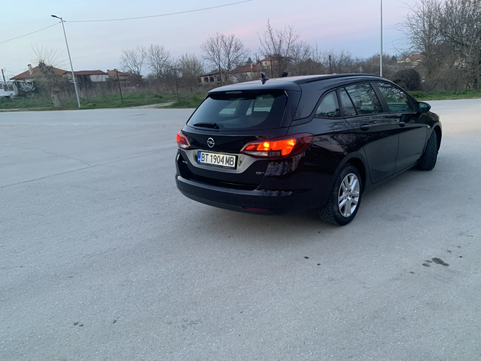 Opel Astra 1.6 CDTI Sports Tourer, снимка 5 - Автомобили и джипове - 54133261