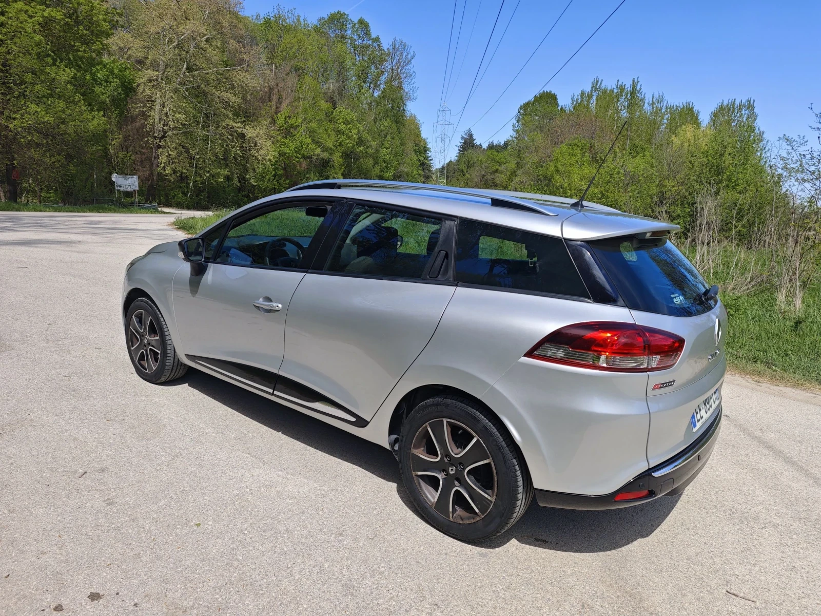 Renault Clio 1.5dci 90к.с., снимка 4 - Автомобили и джипове - 54348913