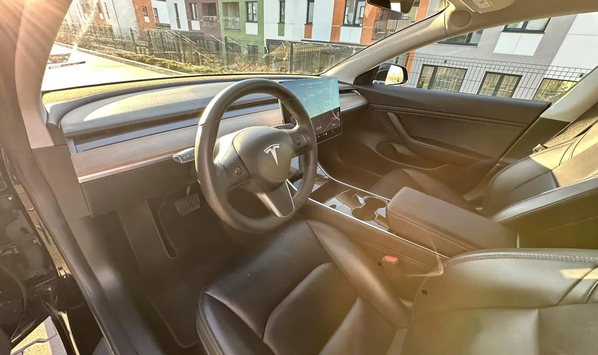 Tesla Model 3, снимка 10 - Автомобили и джипове - 54429744