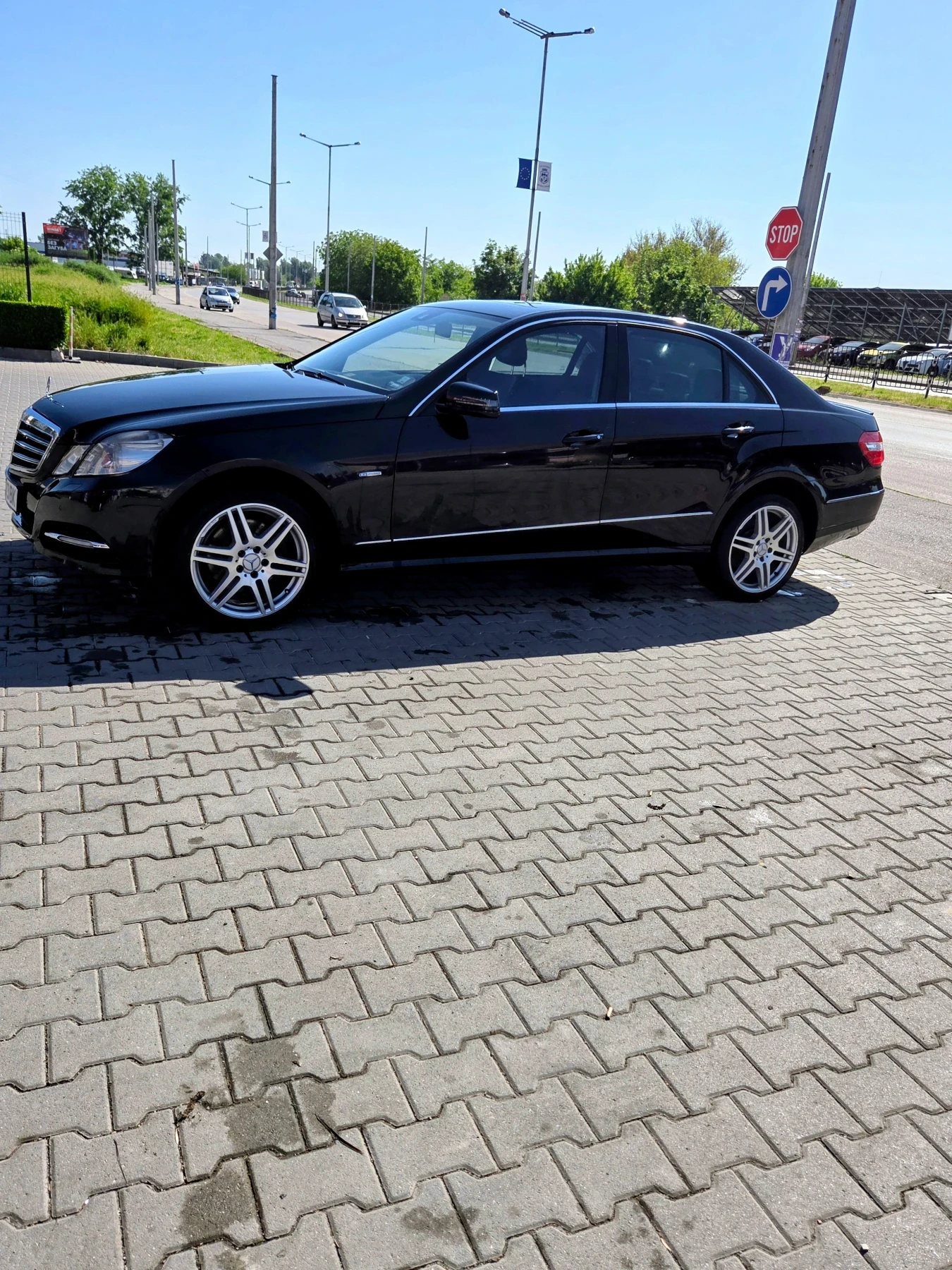 Mercedes-Benz E 350, снимка 3 - Автомобили и джипове - 54440266