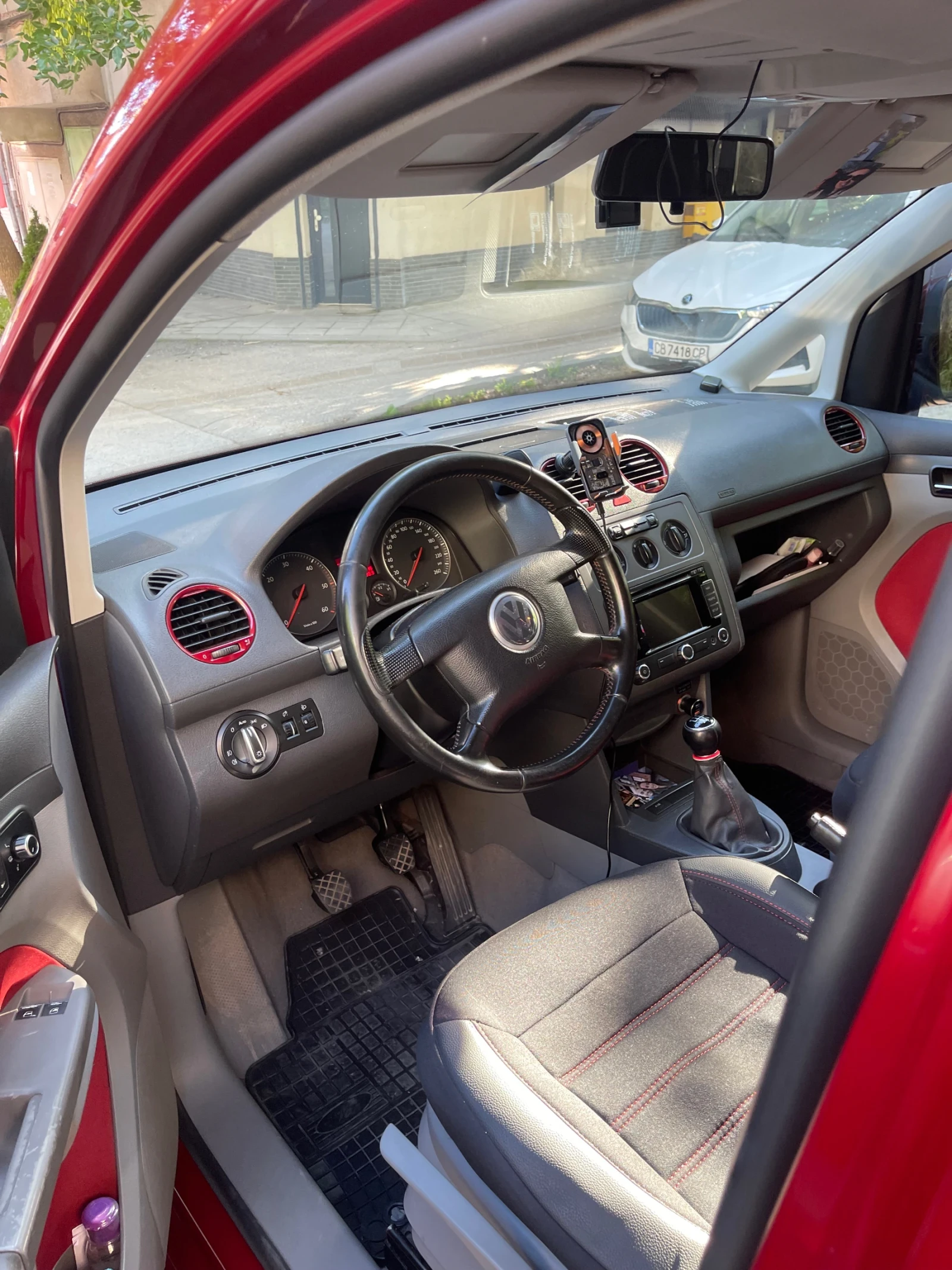VW Caddy Life | Mobile.bg � ����������� 13