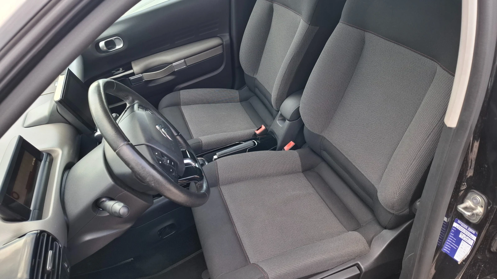 Citroen C4 Cactus 1.6HDI 77000км.ФЕЙСЛИФТ , снимка 15 - Автомобили и джипове - 54767614