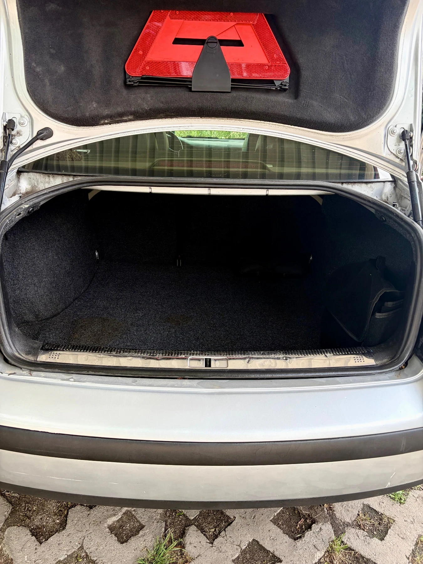 VW Passat 1.9, снимка 6 - Автомобили и джипове - 54863905
