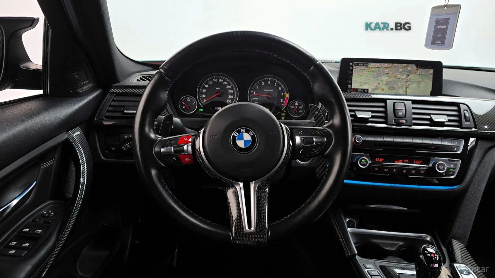 BMW M3 AKRAPOVIC* HUD* КОЖА* НАВИ, снимка 12 - Автомобили и джипове - 55295639
