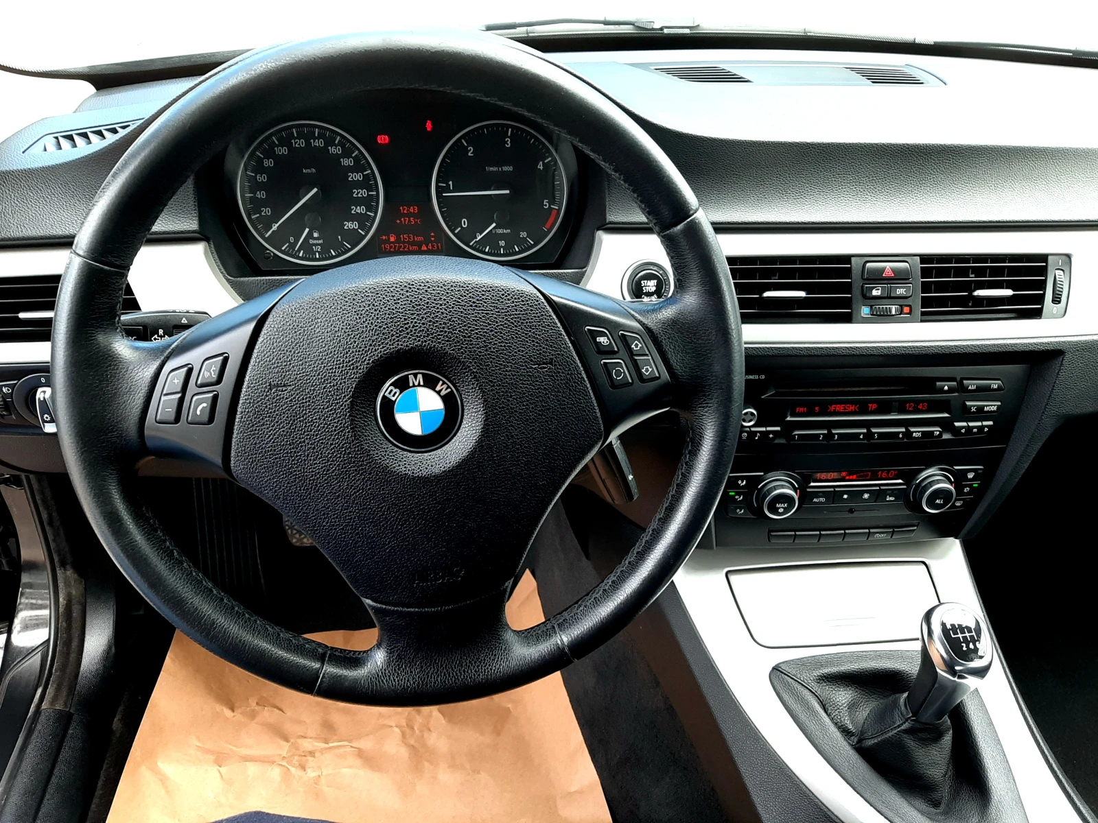 BMW 320 2.0D-FACE-ИТАЛИЯ ! , снимка 12 - Автомобили и джипове - 56233195