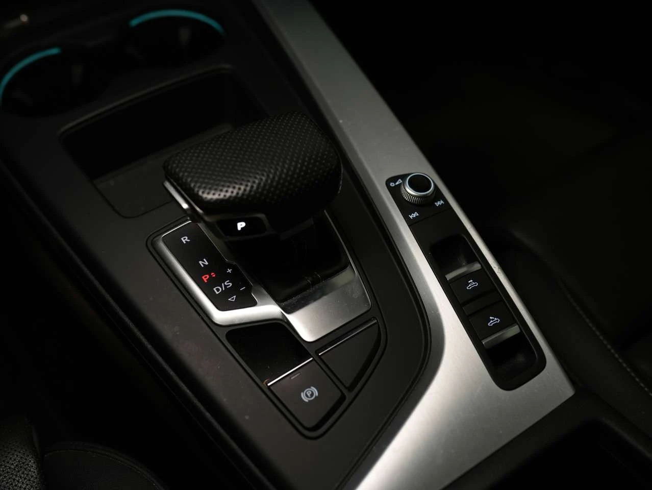 Audi A5 TECHNIK | CONVERTIBLE | S-LINE | B&O | Mobile.bg � ����������� 17