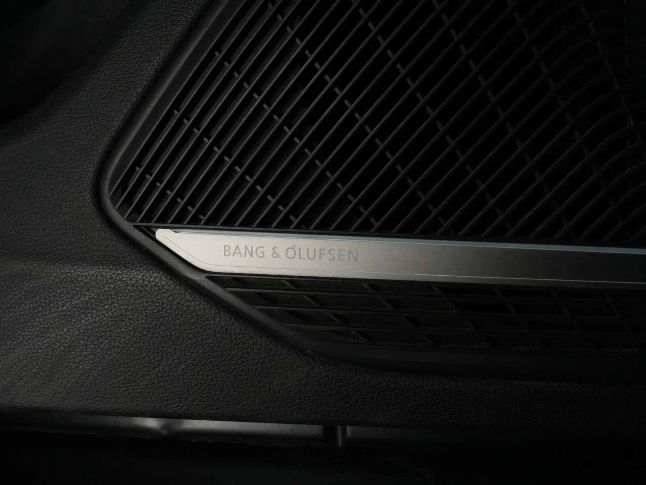 Audi A5 TECHNIK | CONVERTIBLE | S-LINE | B&O | Mobile.bg � ����������� 11