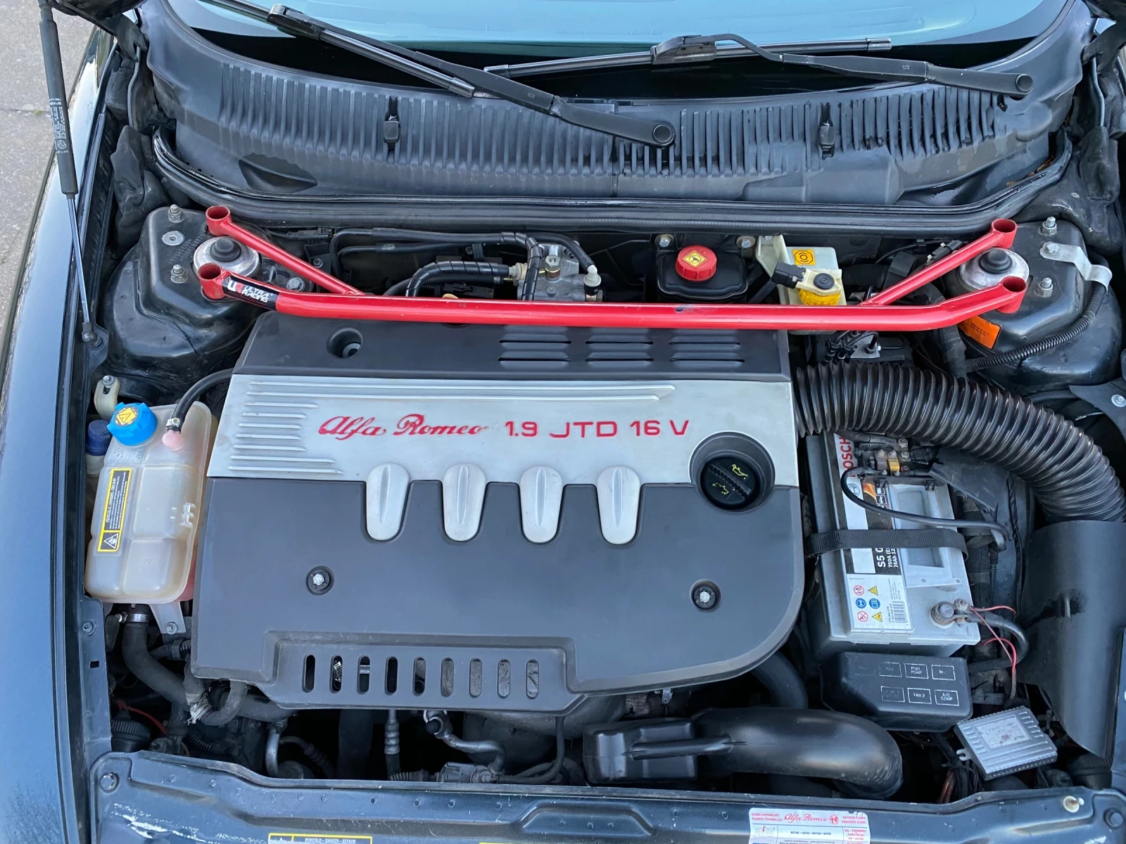 Alfa Romeo 156 Zender, снимка 13 - Автомобили и джипове - 56522520