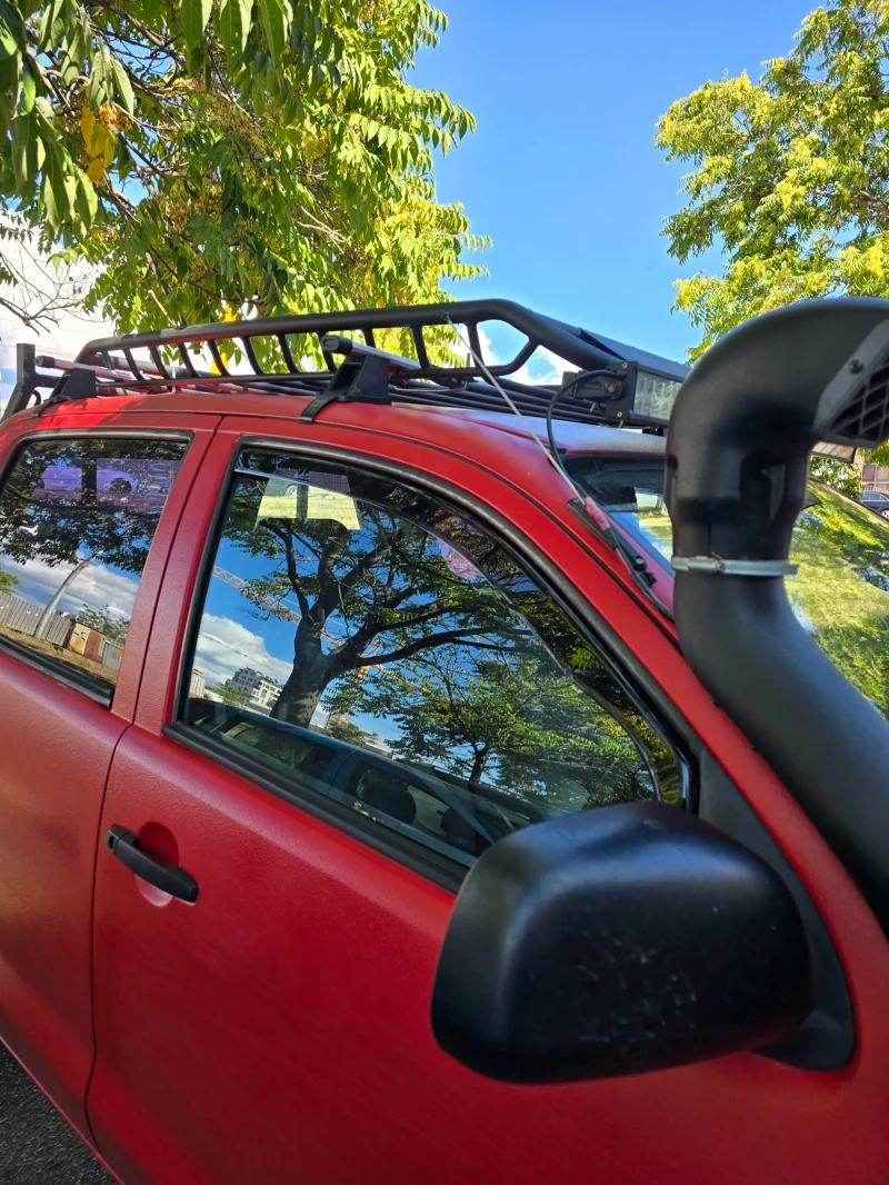 Toyota Hilux D4D 2.5, снимка 6 - Автомобили и джипове - 53588054