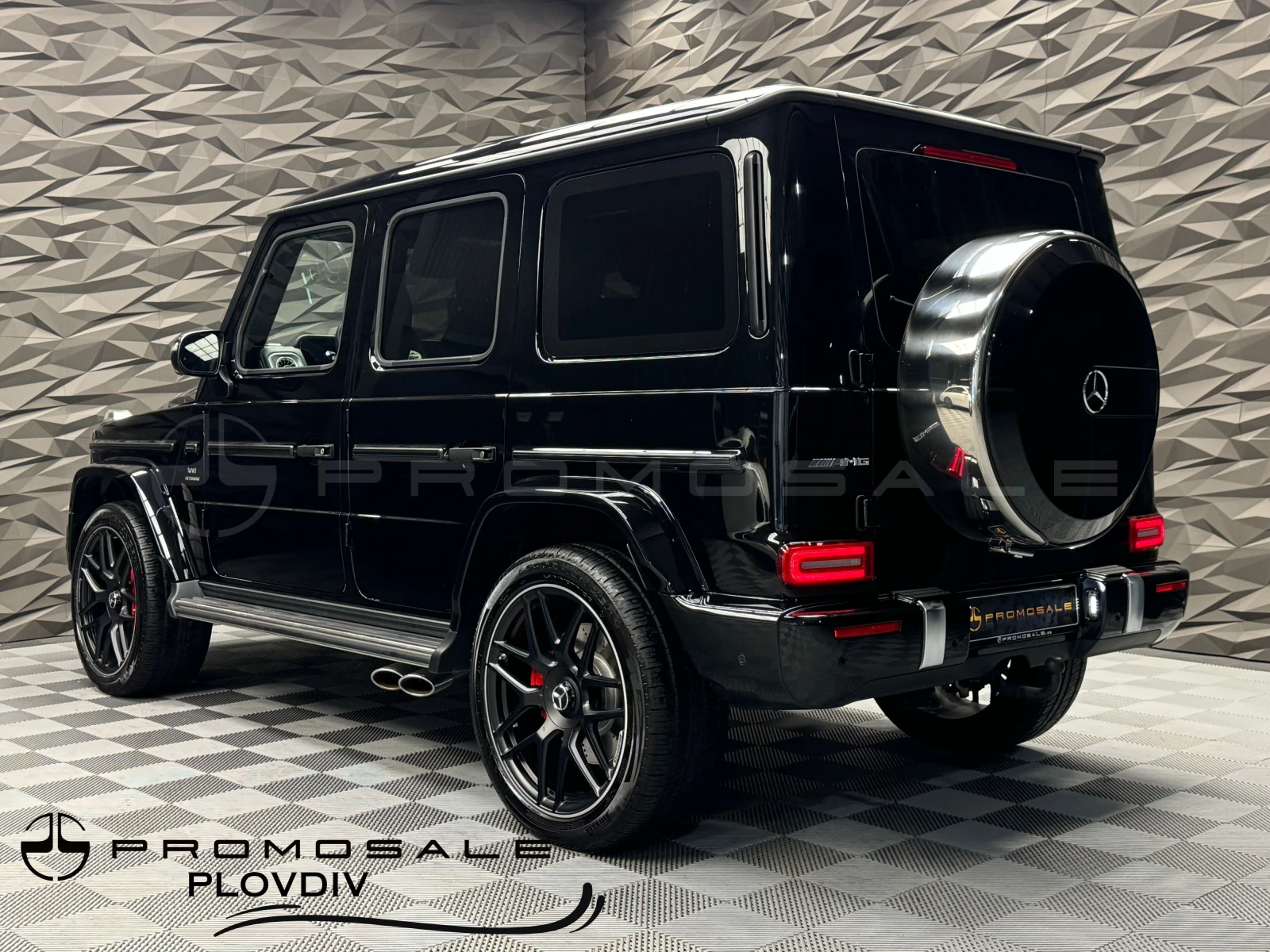 Mercedes-Benz G 63 AMG 4M* 3D Burmester* 360*  - изображение 3