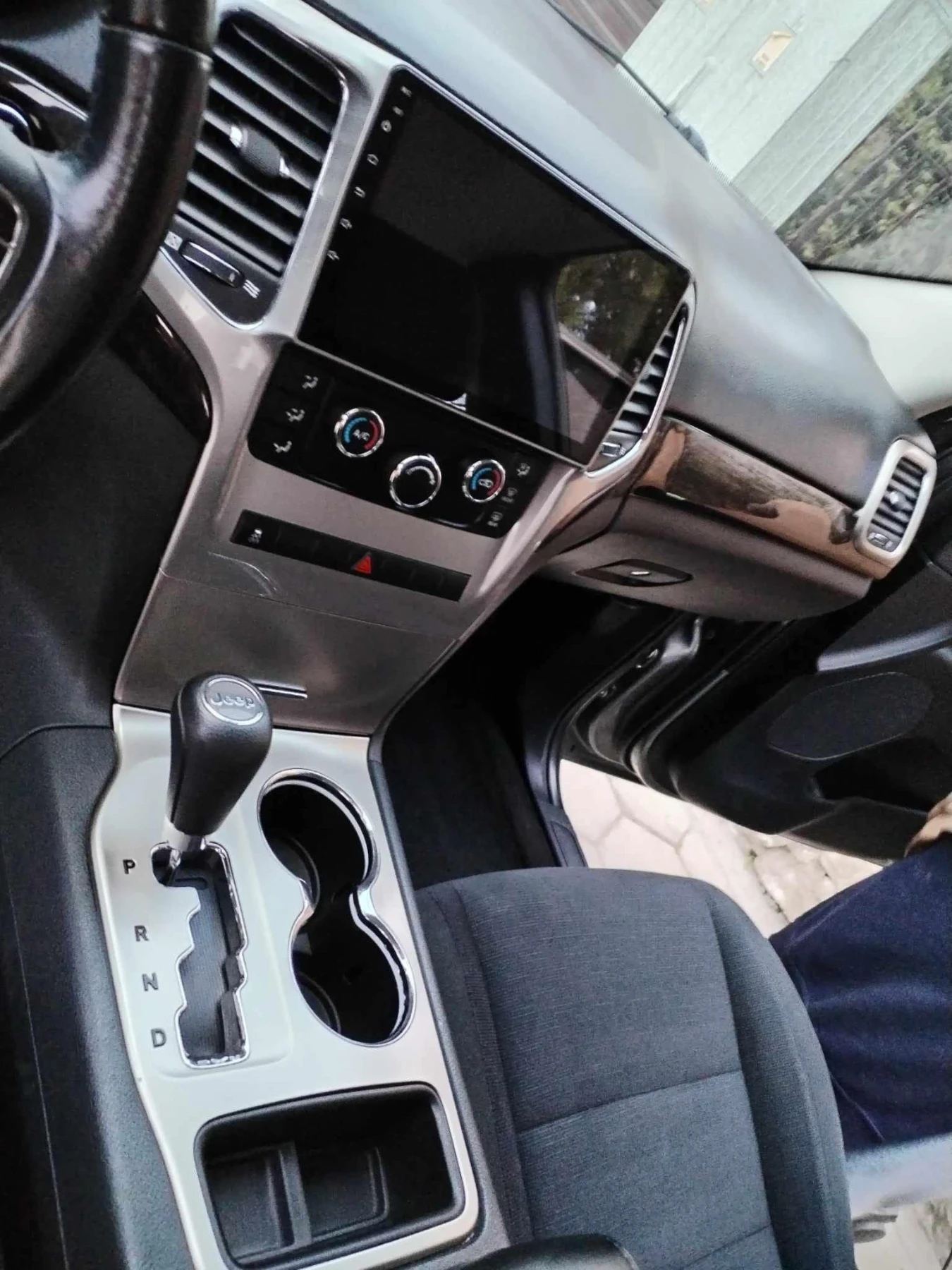 Jeep Grand cherokee  - изображение 2
