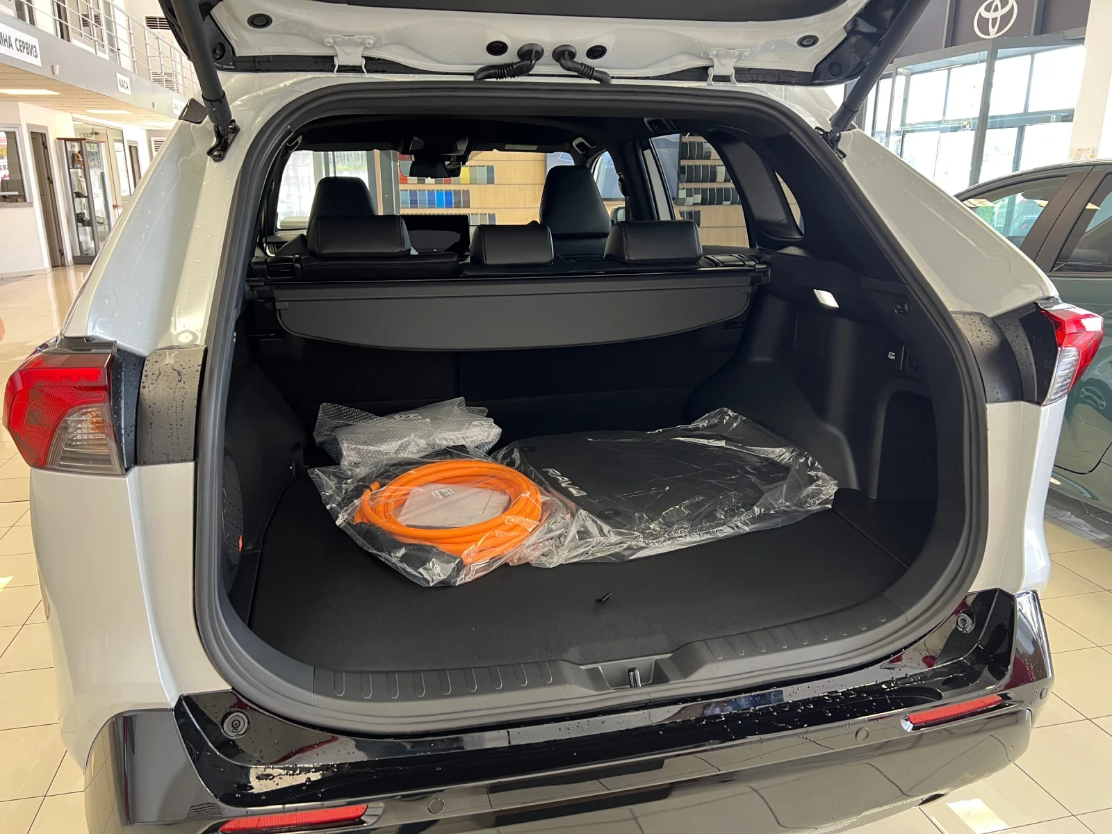 Toyota Rav4 2.5 Plug-in Hybrid Style AWD | Mobile.bg   15