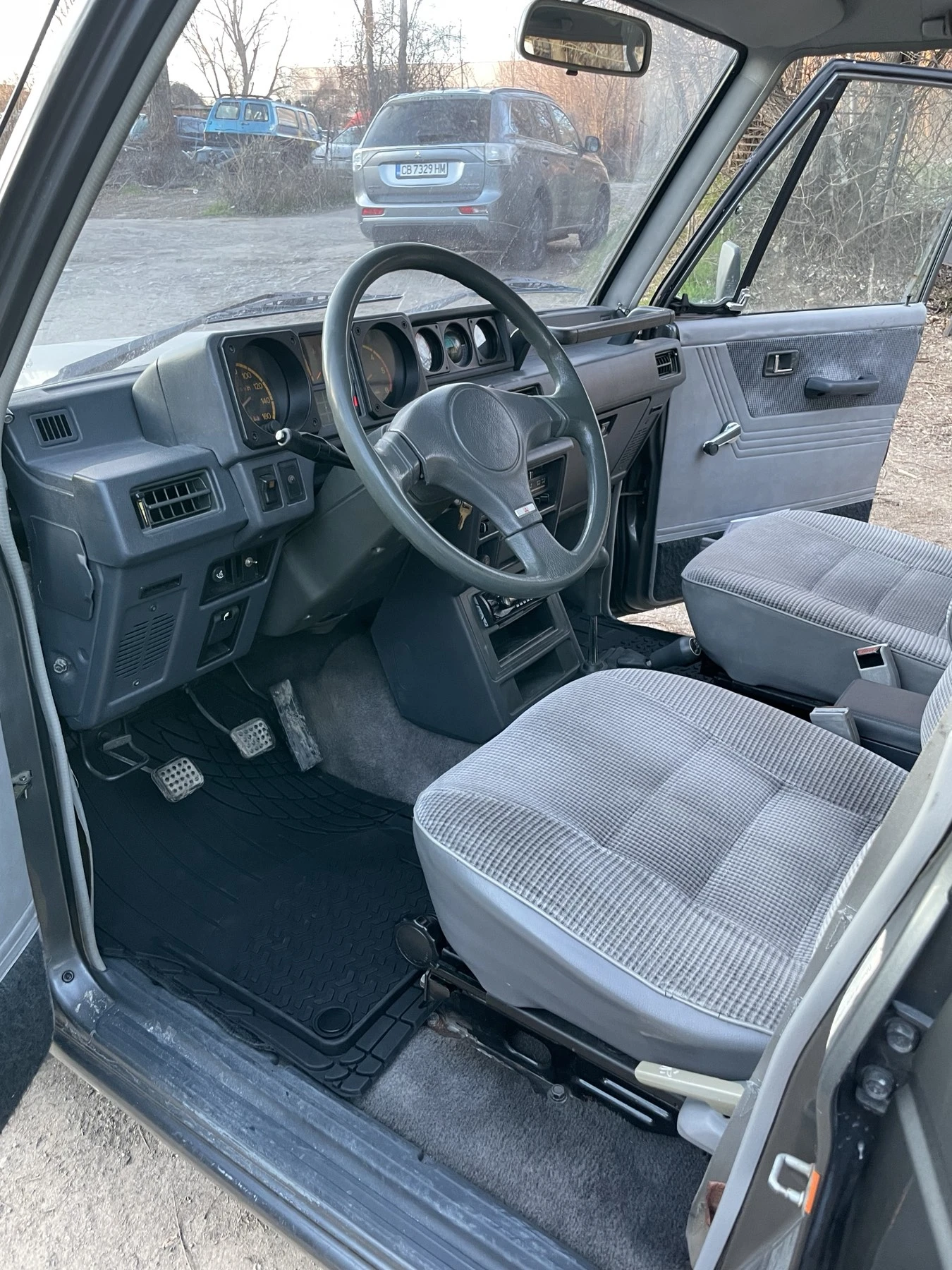 Mitsubishi Pajero, снимка 6 - Автомобили и джипове - 53803581