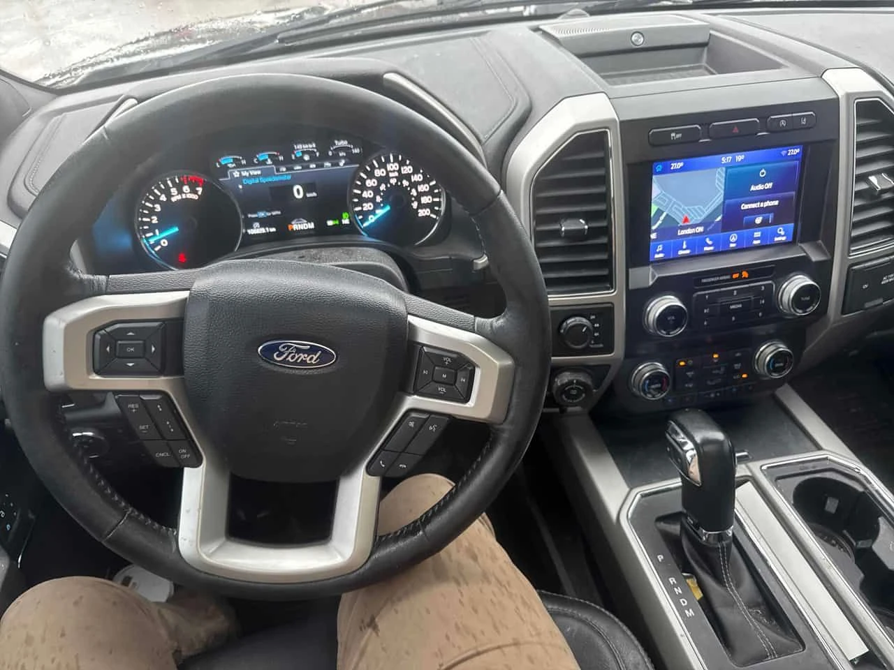 Ford F150 * LARIAT 4WD SuperCrew 5.5' Box* PANO* KEYLESS | Mobile.bg � ����������� 9