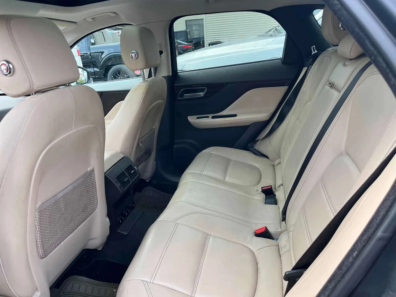 Jaguar F-PACE * 20d Prestige * CARFAX * ЦЕНА ДО БГ, снимка 8 - Автомобили и джипове - 55072587