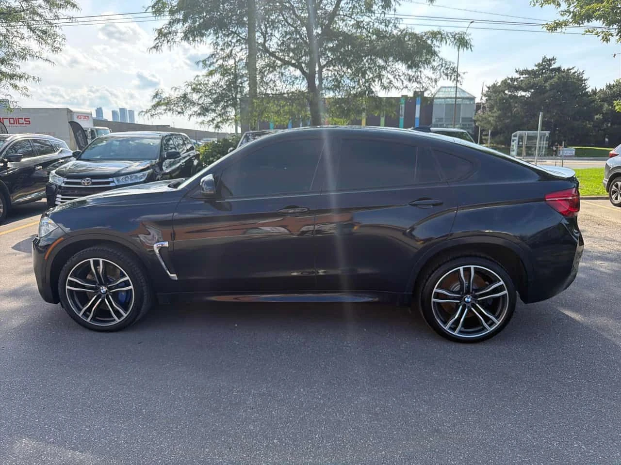 BMW X6 * AWD 4dr * CARFAX * ОПЦИЯ ЗА ФИНАНСИРАНЕ, снимка 2 - Автомобили и джипове - 55658723