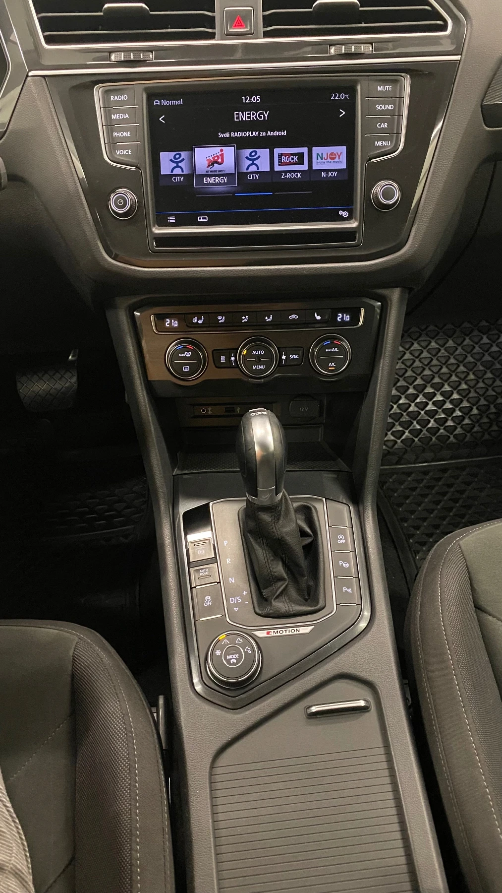VW Tiguan 2.0 TDI 190 к.с. 4MOTION DSG, снимка 5 - Автомобили и джипове - 55966216