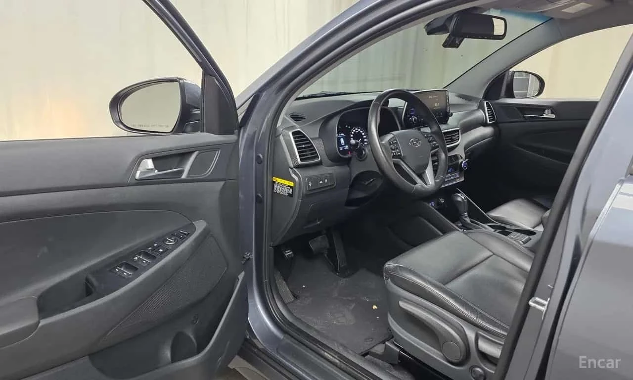 Hyundai Tucson * Diesel 1.6 2WD * , снимка 10 - Автомобили и джипове - 56621135