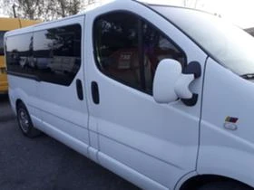 Renault Trafic 2.5dci, снимка 2