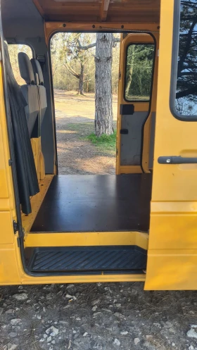 Mercedes-Benz Sprinter 313 2.2CDI Климатик 8+ 1места, снимка 16