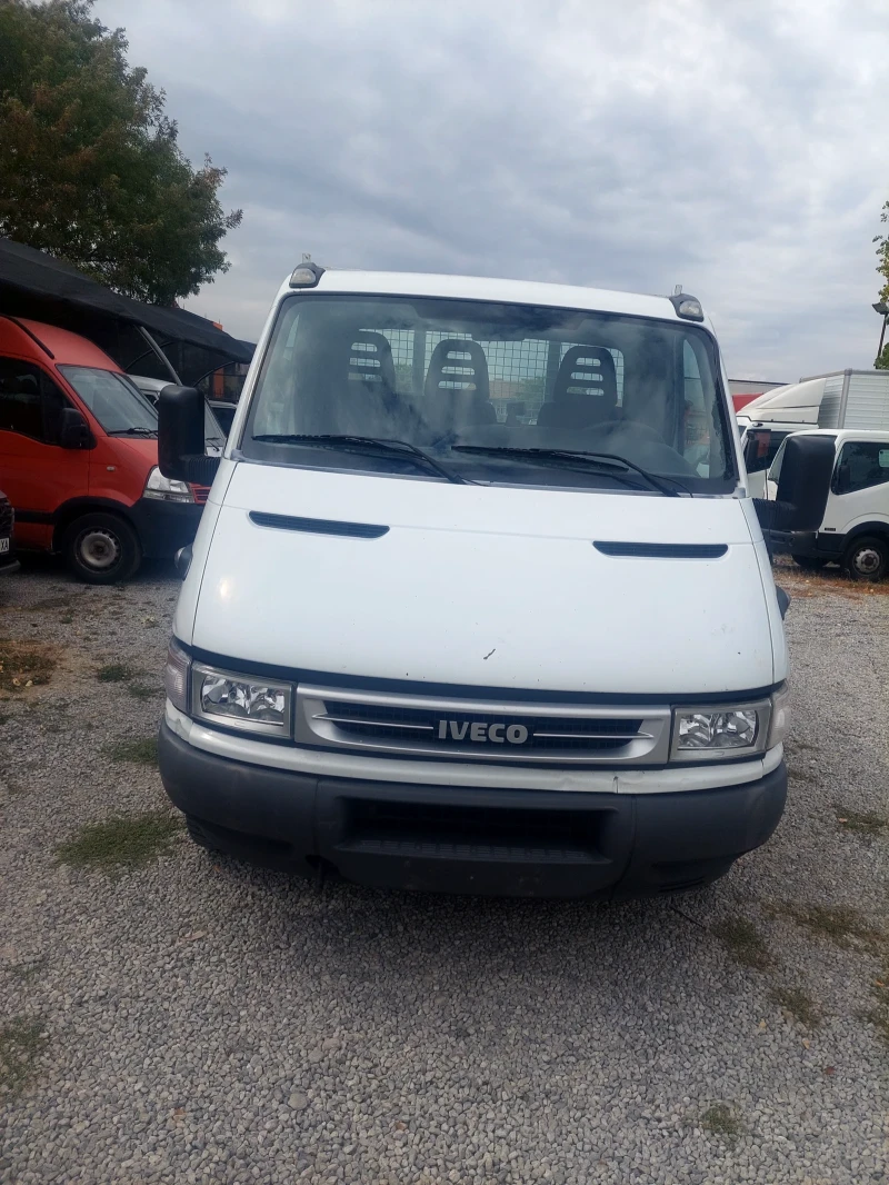 Iveco Daily 35C14 3.0 HPI, снимка 3 - Бусове и автобуси - 51850467