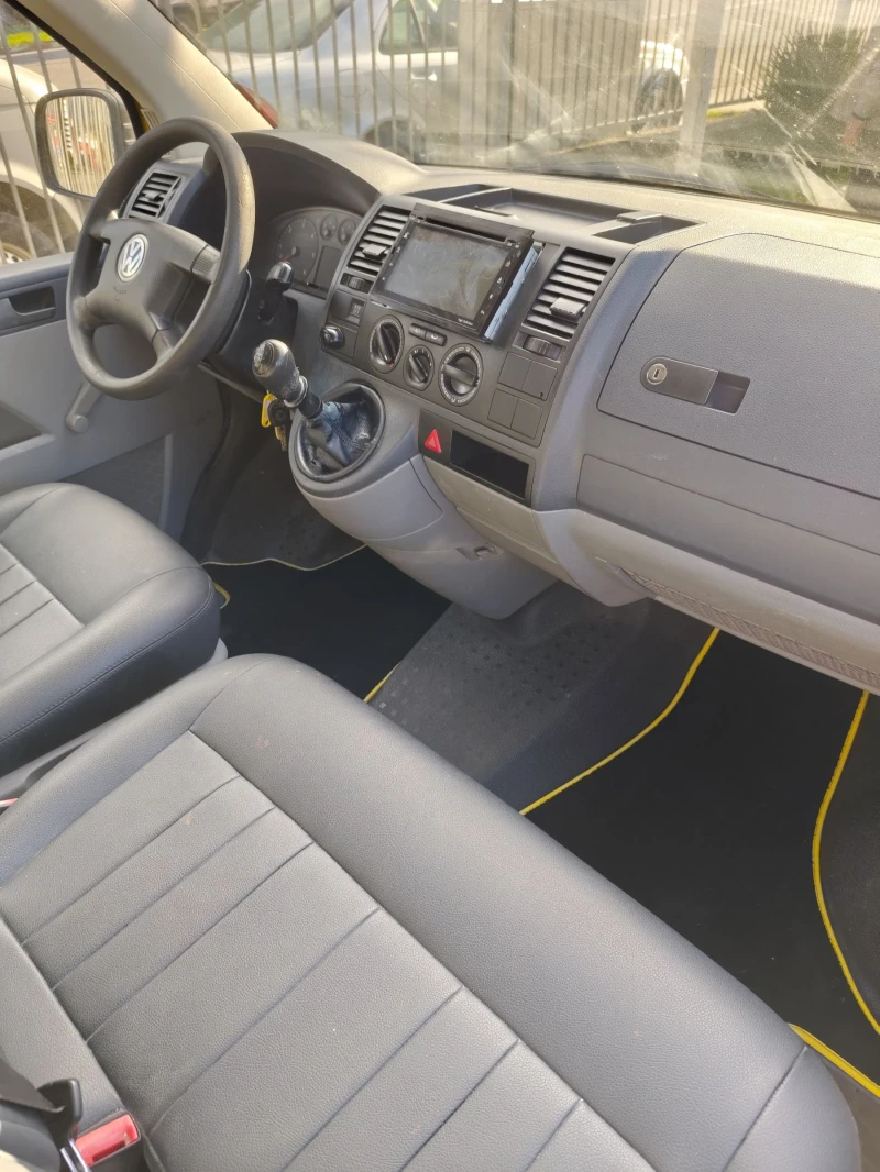 VW Transporter 1.9  TDi klimatik, снимка 2 - Бусове и автобуси - 52918852