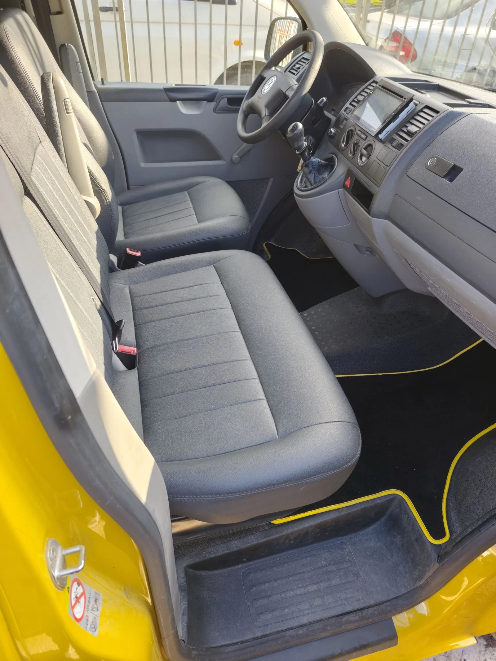 VW Transporter 1.9  TDi klimatik - изображение 3