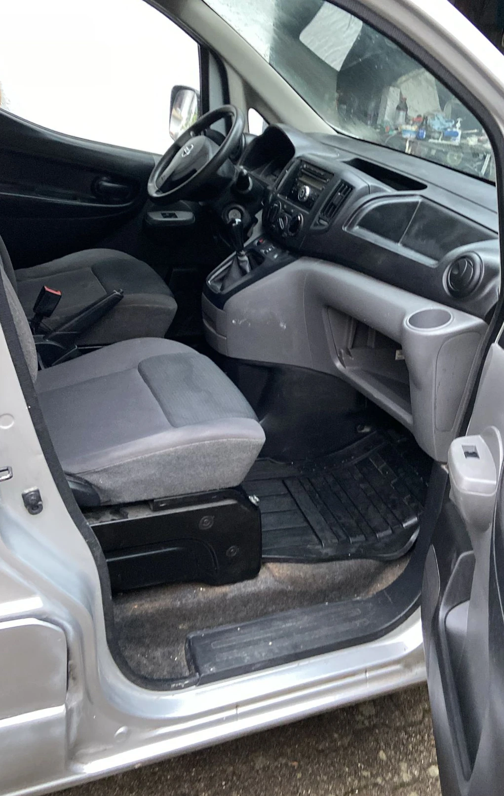 Nissan NV200 1.5 dCI, снимка 7 - Бусове и автобуси - 53854189