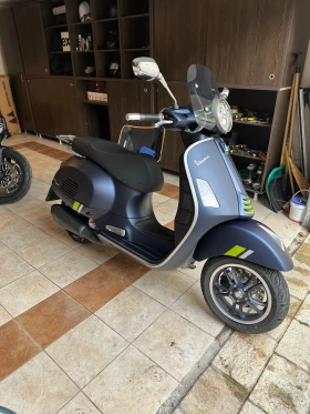 Vespa GTS Super tech 