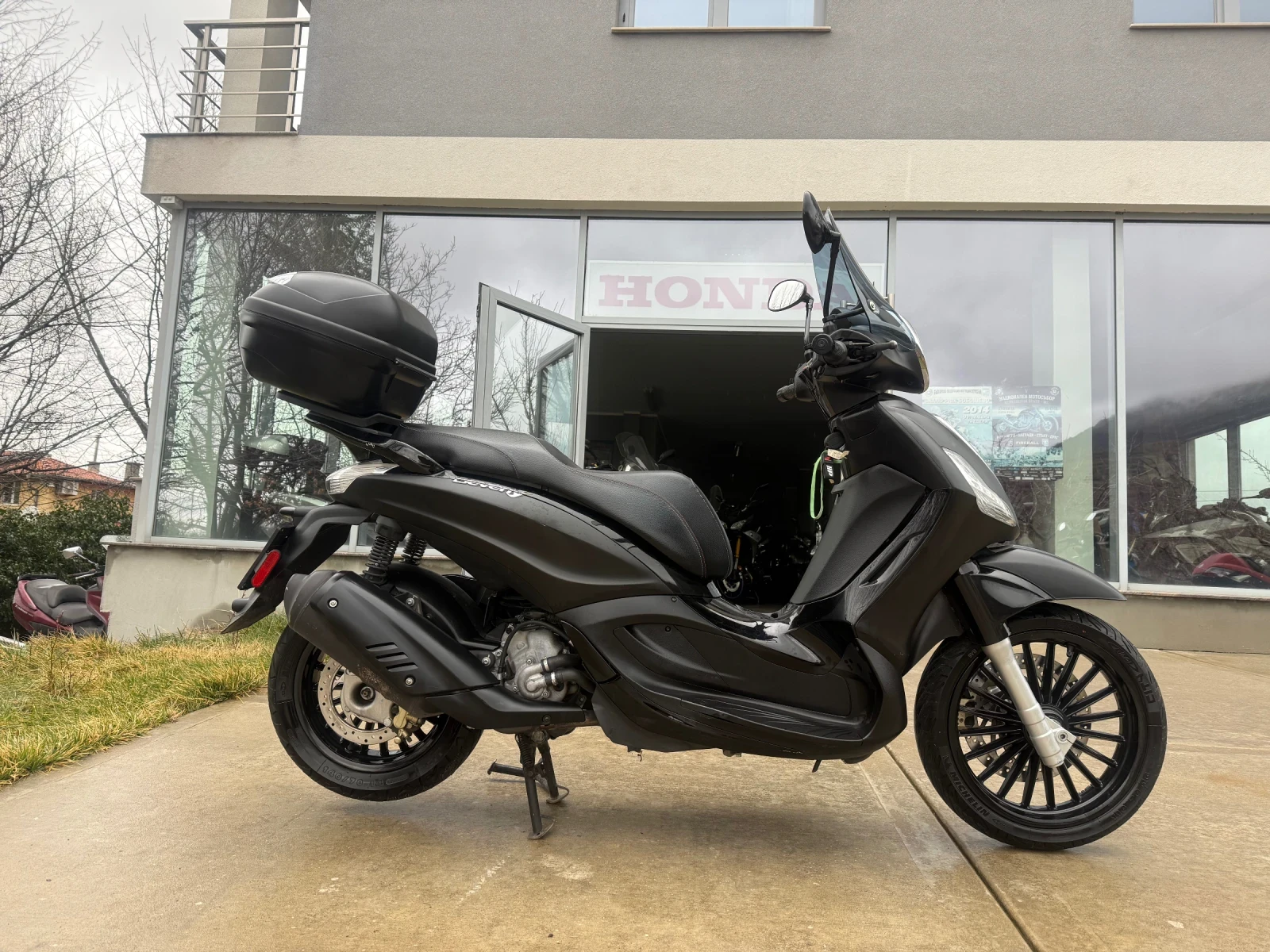 Piaggio Beverly 2020 8000km !!! ABS ASR | Mobile.bg � ����������� 1